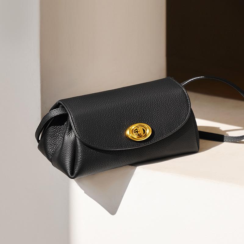 Donna Pochette Emblema In Pelle Di Vitello Granulata  | Borse Accessori Borse